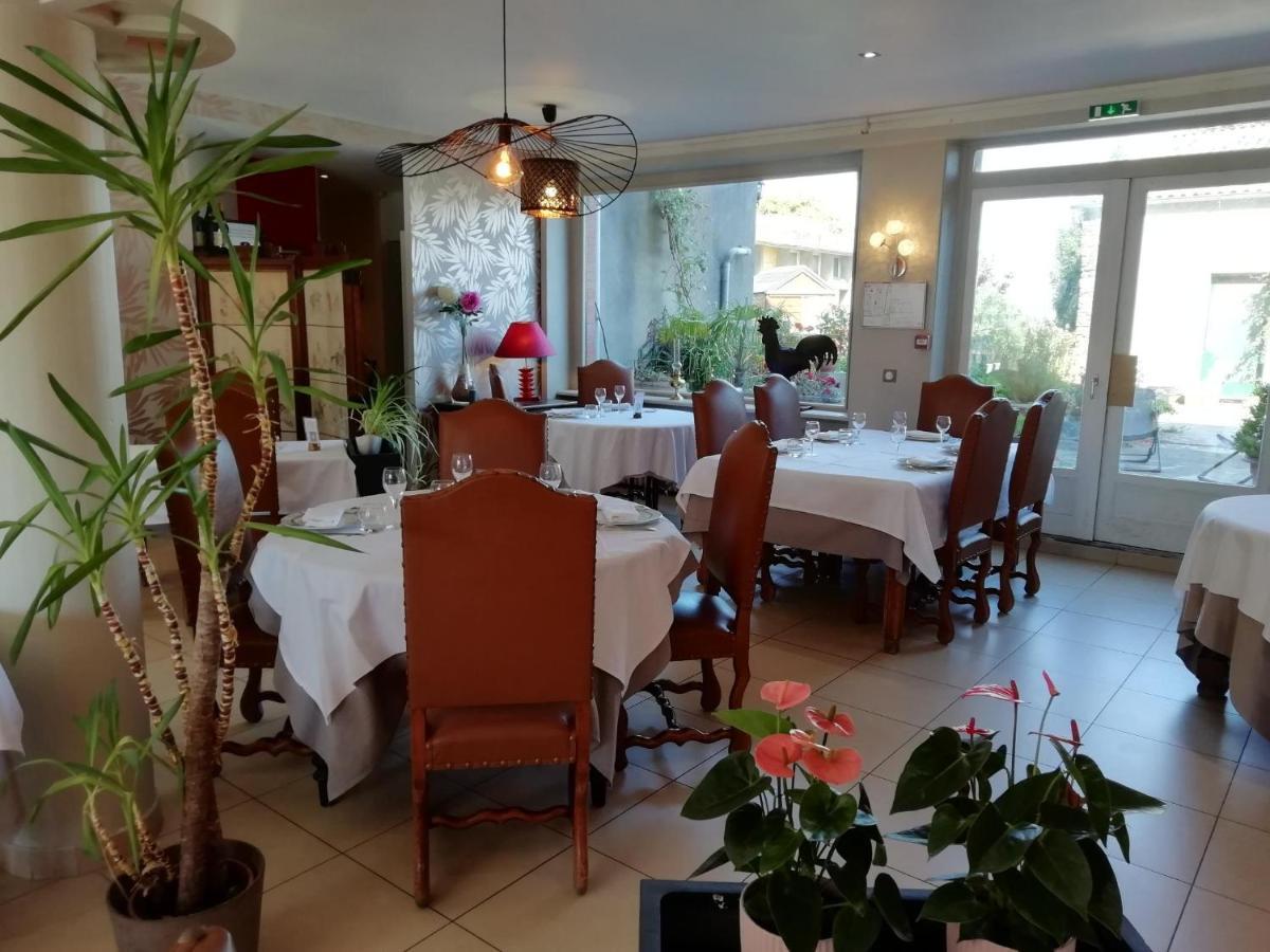 Hotel De Bretagne Dol Centre Ville - Hotel Et Restaurant Dol-de-Bretagne Exteriér fotografie