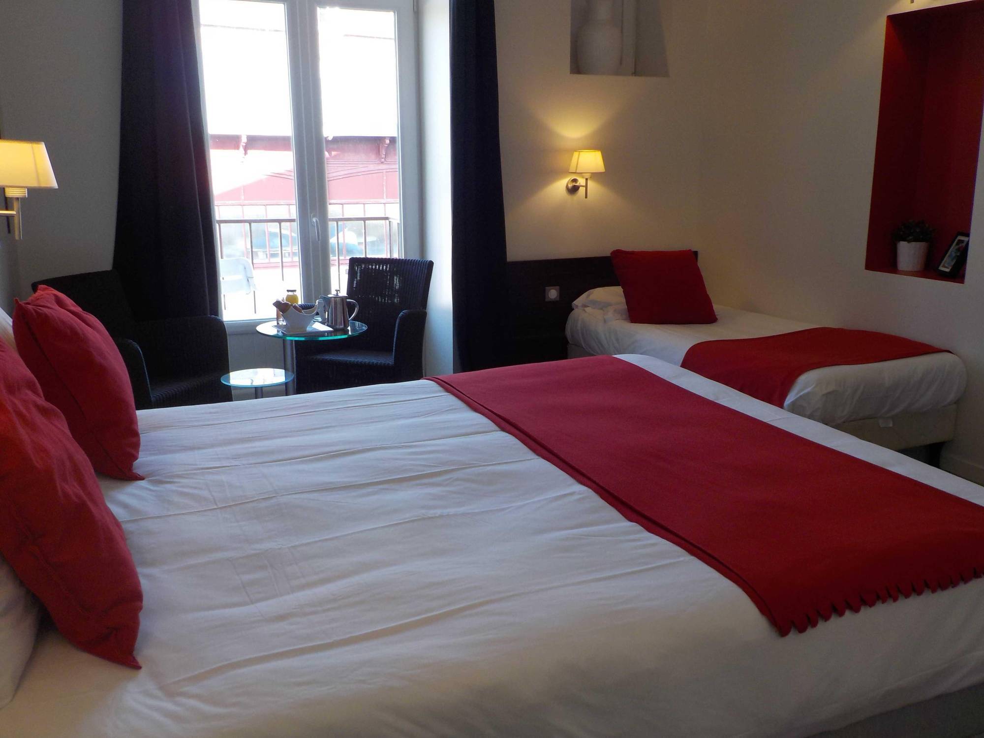 Hotel De Bretagne Dol Centre Ville - Hotel Et Restaurant Dol-de-Bretagne Exteriér fotografie